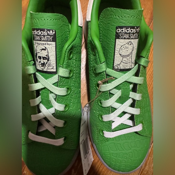NWT Adidas Stan Smith Disney Shoes - Picture 5 of 7